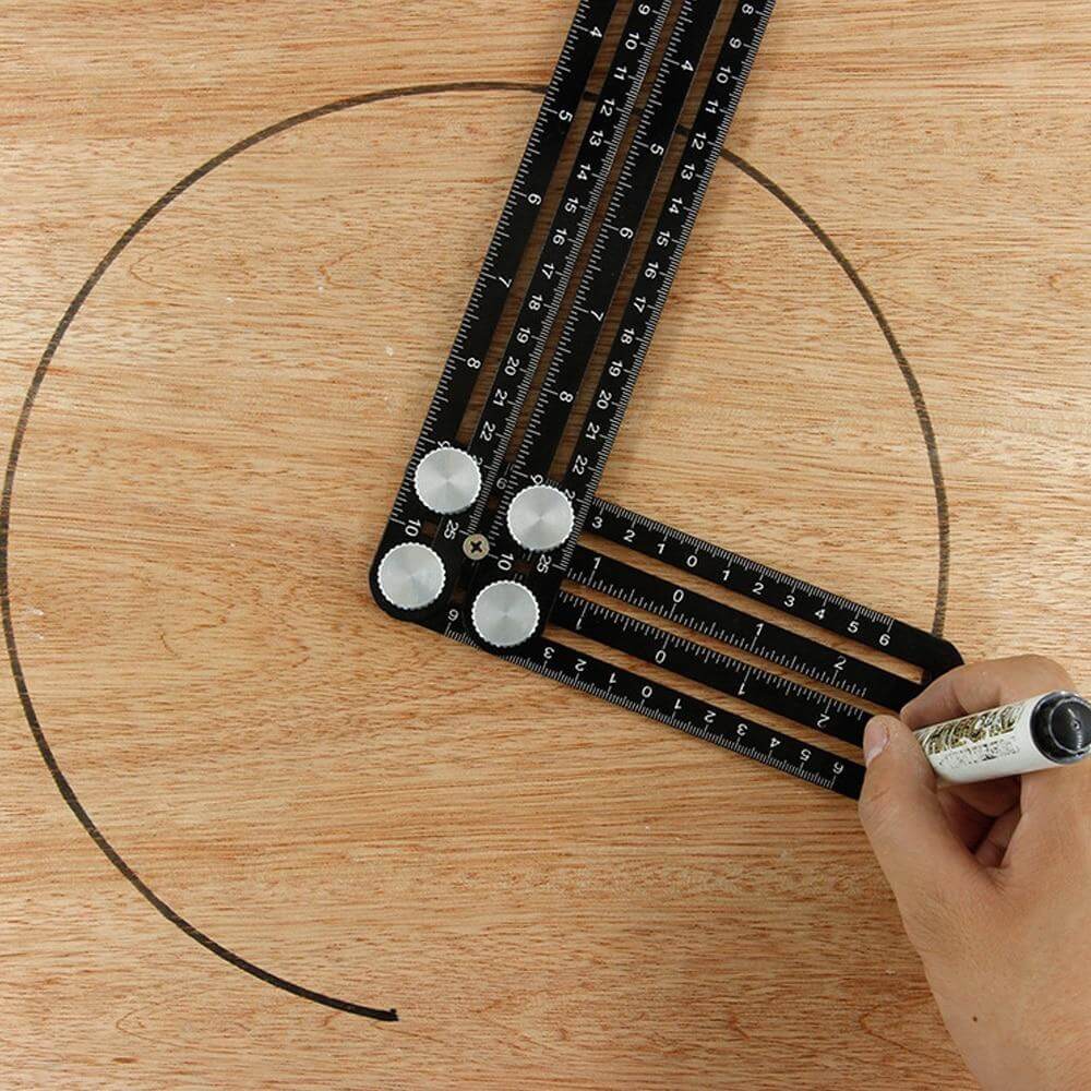 Tools: Multifunksjonell Vinkellinjal in Metal for Precision