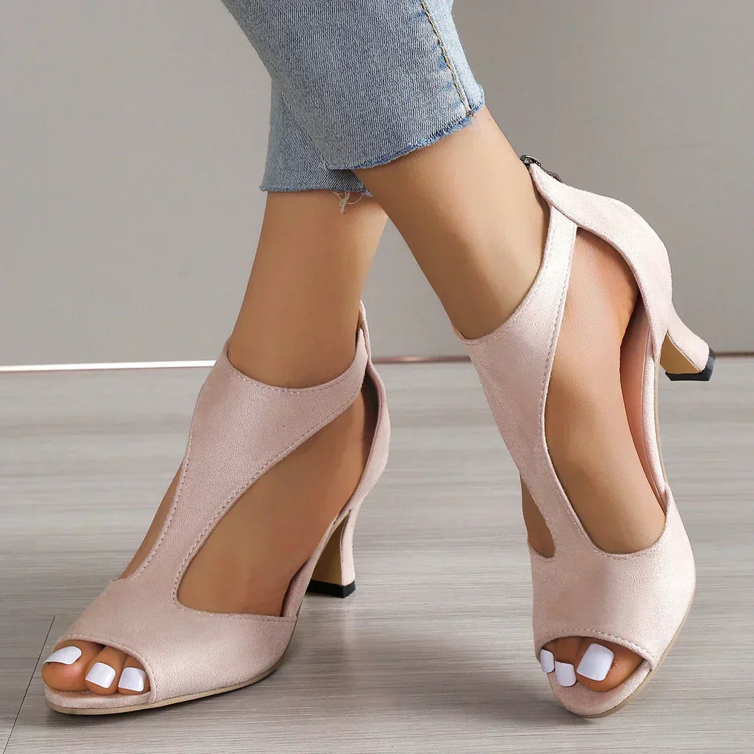 Orthopaedic Shoes with Heel - Elegance &amp; Comfort