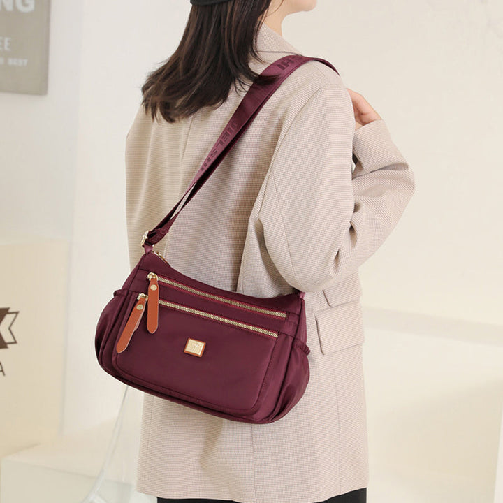 Shoulder bag with Several Room | Practical Travel bag