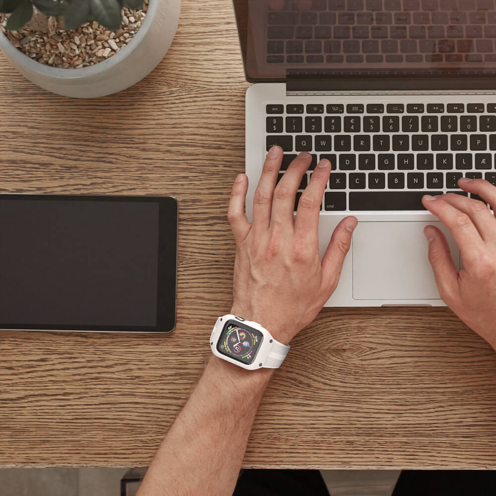 Unisex Protective Case for Apple Watch 44 mm Series 4/5