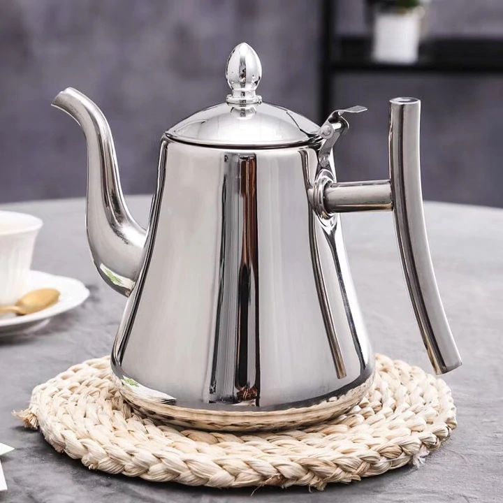 Kitchen Essential: Efficient Induction Kettle with Filter – 1 L/1.5 L