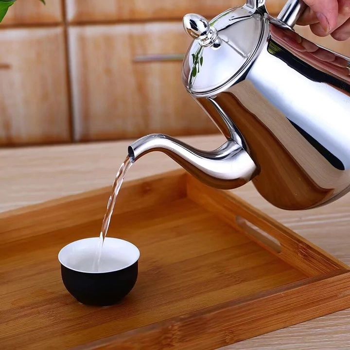 Kitchen Essential: Efficient Induction Kettle with Filter – 1 L/1.5 L