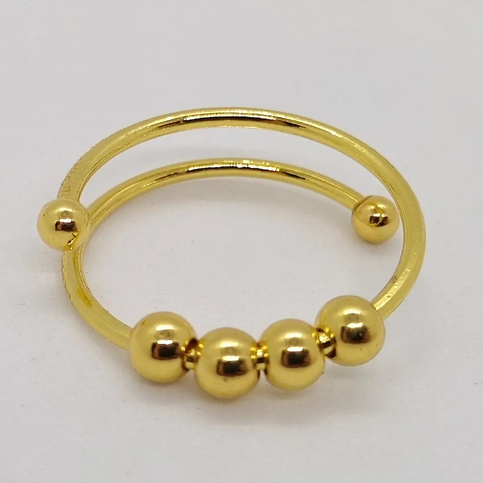 Women antistres ring with roter only design for focus