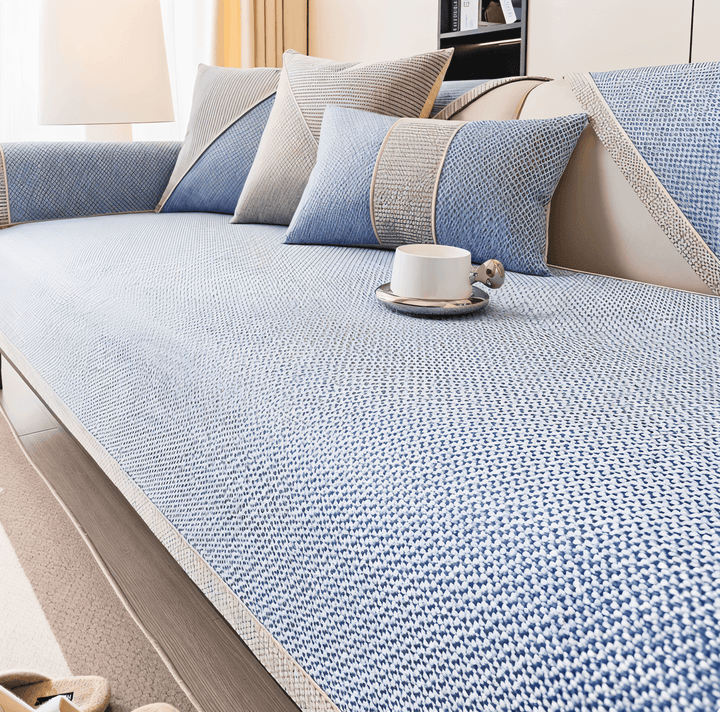 Couch feature for home - sklisikkert design and easy stilforny Else