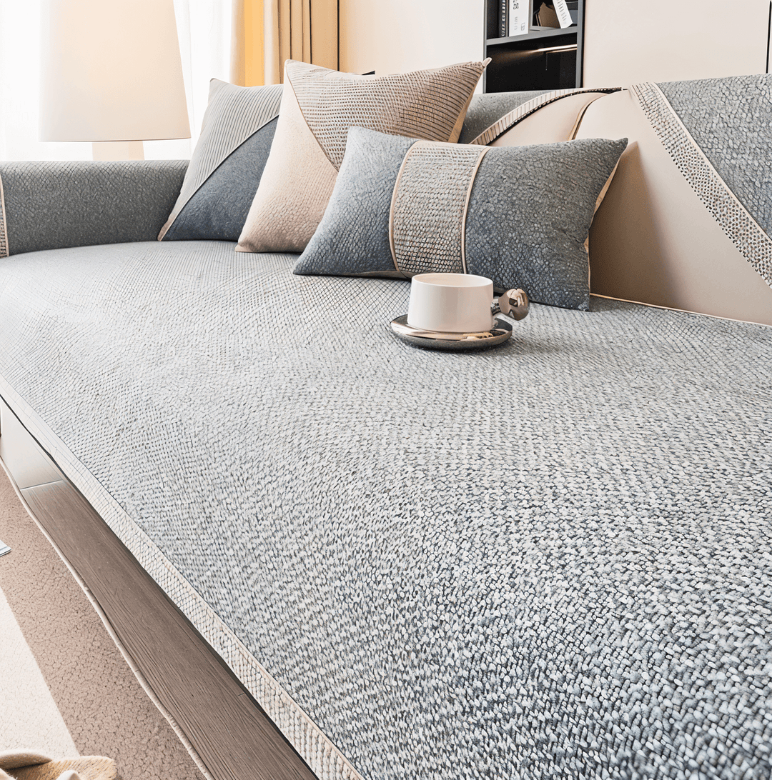 Couch feature for home - sklisikkert design and easy stilforny Else