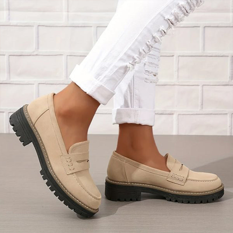 Woman Loafers with Chunky Sole – Fashionable and Comfortable