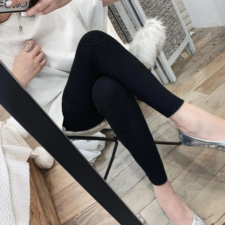 Women Knitted Ribbed Tops: Comfortable High Waist for Winter
