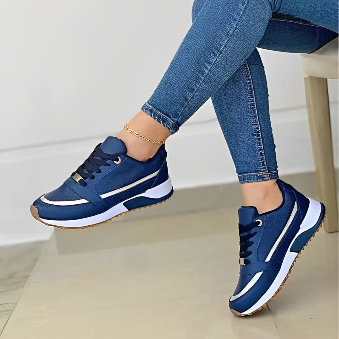 Women: trendy and comfortable sneakers