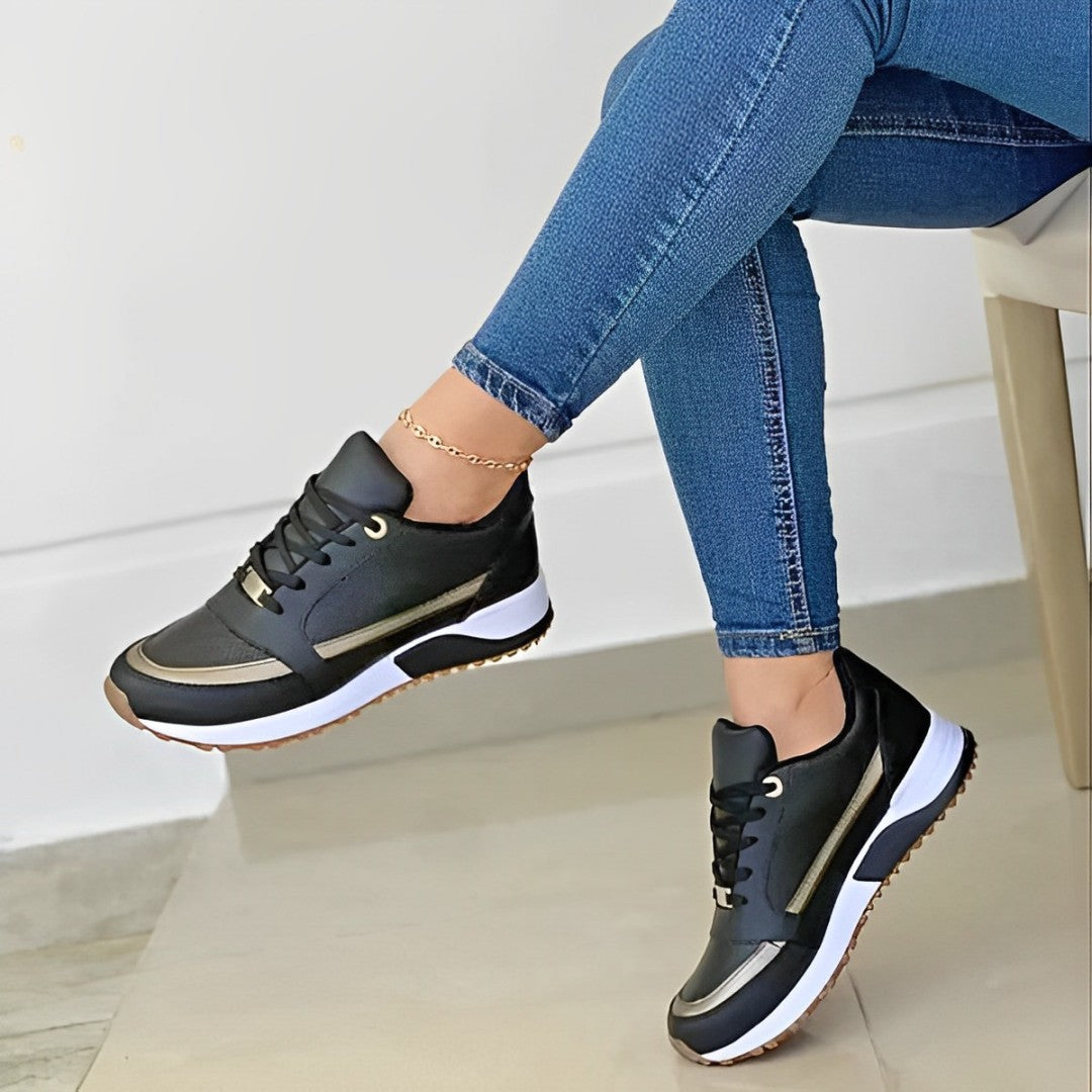 Women: trendy and comfortable sneakers