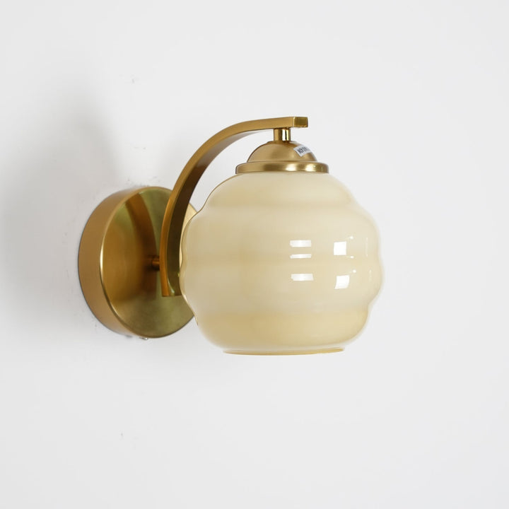 Art Deco Wall light | Vintage Style | Available in Gold and Krom