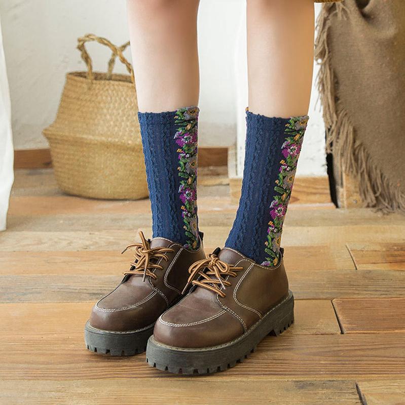 Vintage Blomsokker - 5 Pairs Set - Utsökt Broderidesign